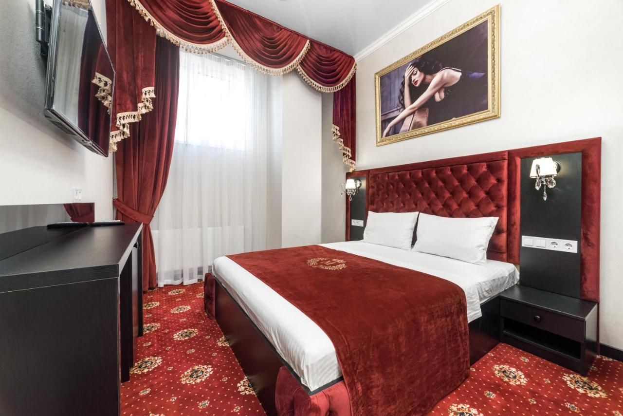 Apart Hotel D'Monica Odessa Esterno foto