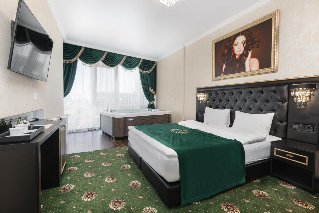 Apart Hotel D'Monica Odessa Esterno foto